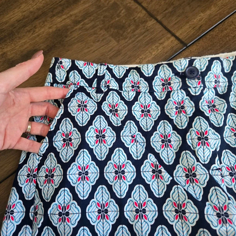 Crown & Ivy Shorts Womens 14 Chino Casual Preppy Summer Printed Flat Front - Picture 5 of 9